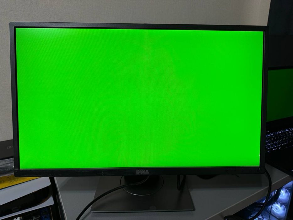 Монітор Dell P2417H.