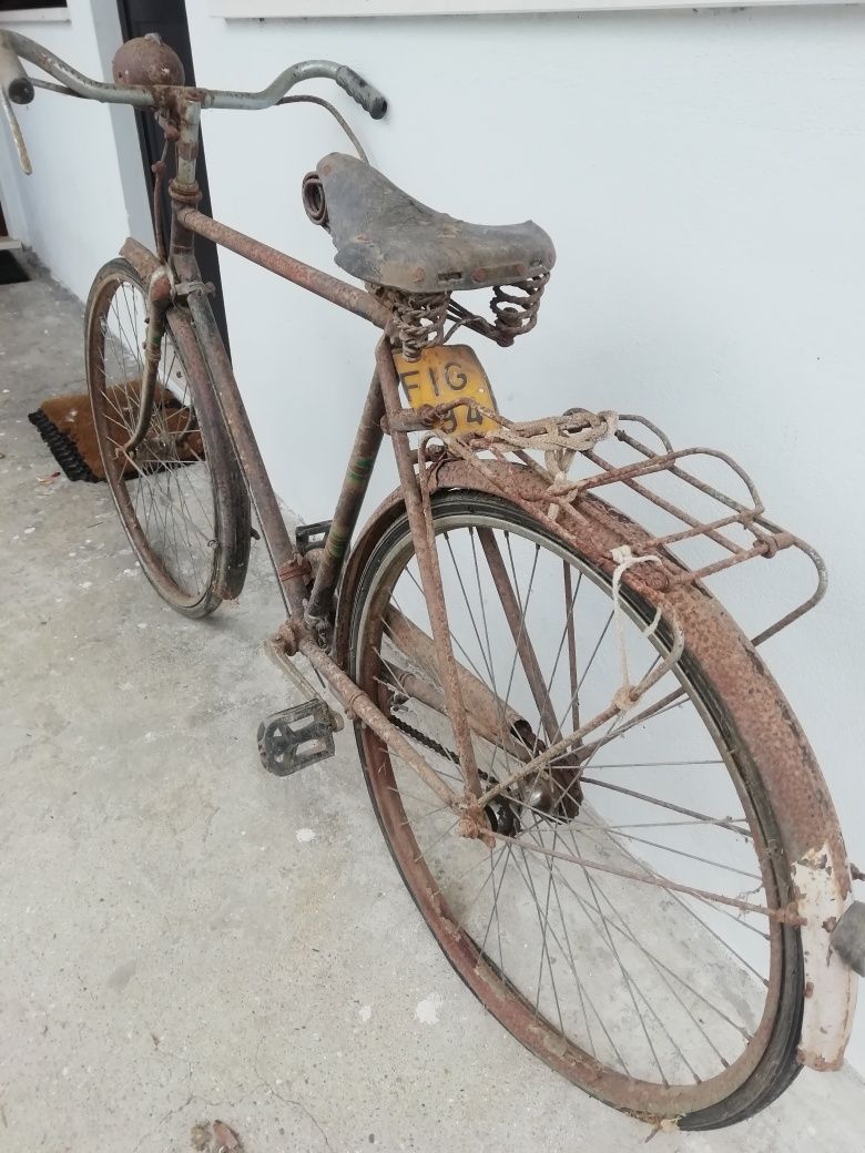Bicicleta pasteleira. Novo preço.
