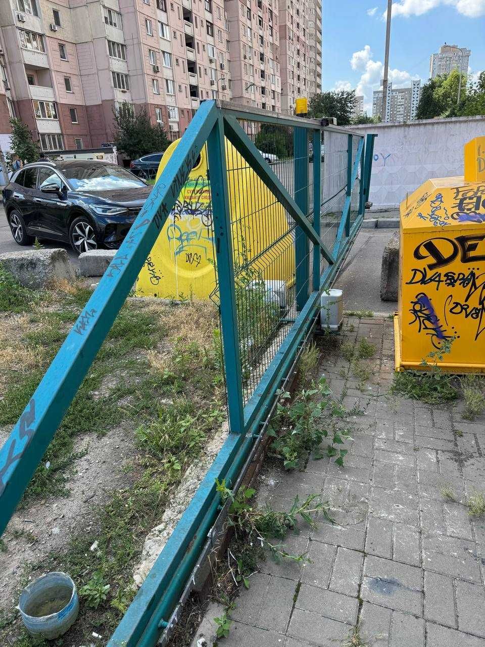 Ворота металеві відкатні