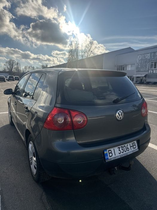 Volkswagen Golf 5 2005 1.6 газ/бенз клімат