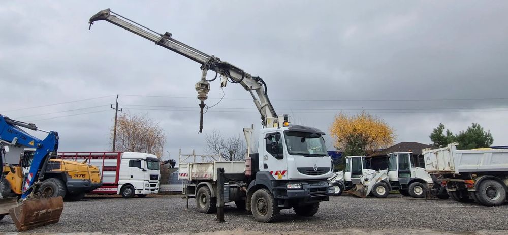 Renault Kerax 4X4/ Wiertnica/ HDS/  Samochód specjalistyczny