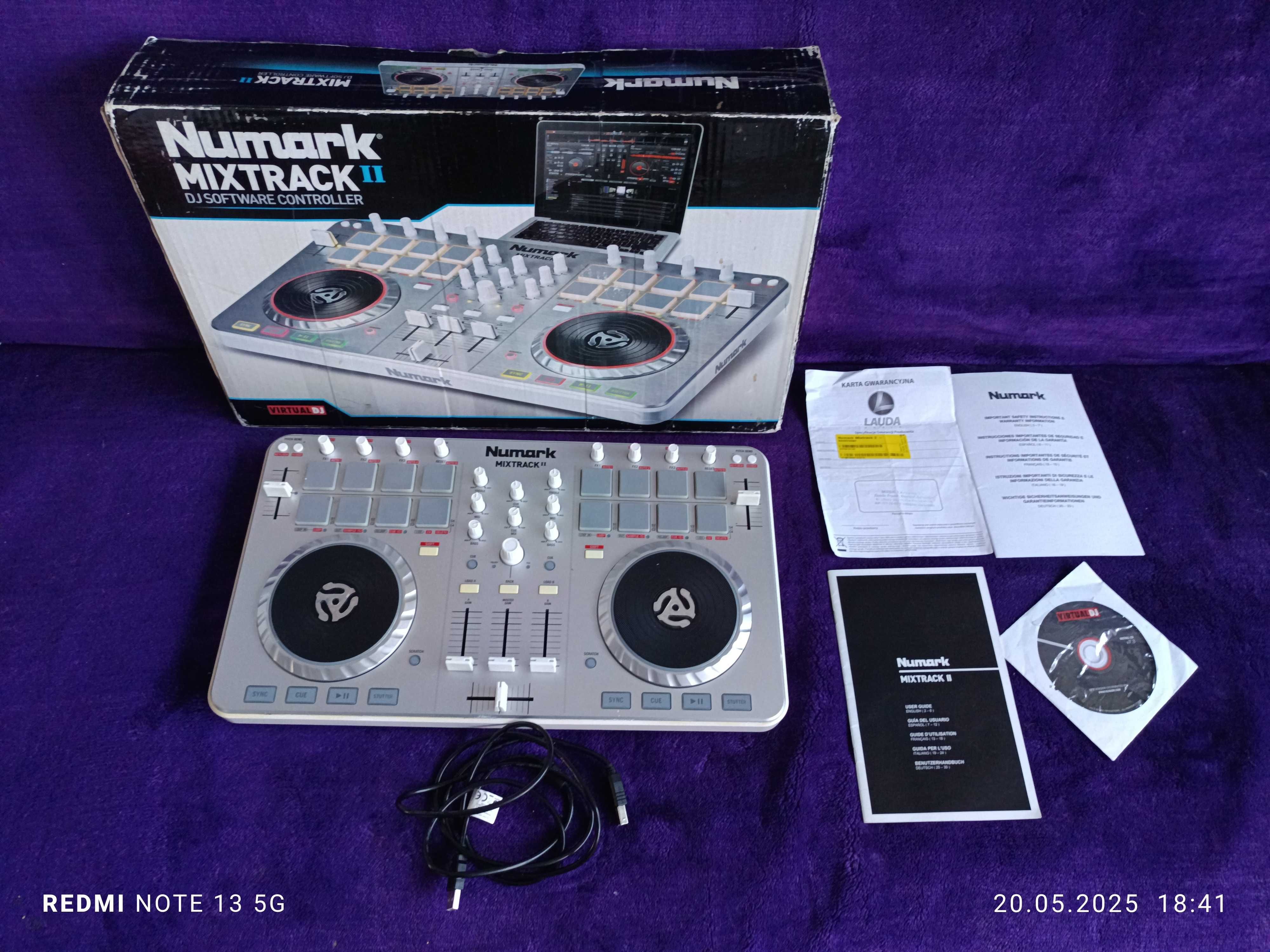 Konsola Dla Mobilnego DJ - Numark Mixtrack II