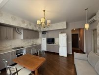 Продам 2комн. с ремонтом в ЖК Клаб Марин  (152-055