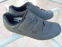 Sapatos de estrada Shimano n°42