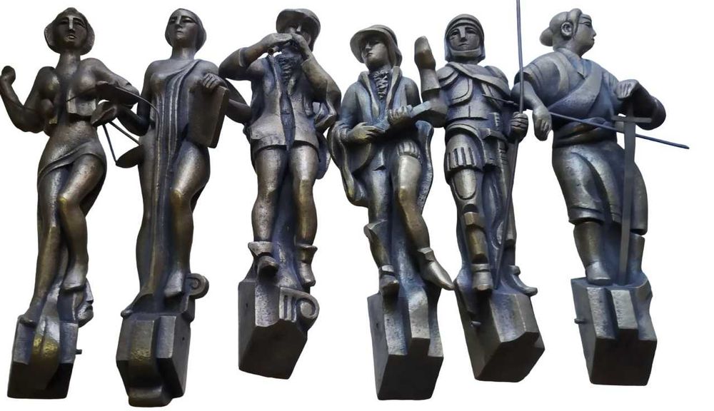 Бронзові фігурки