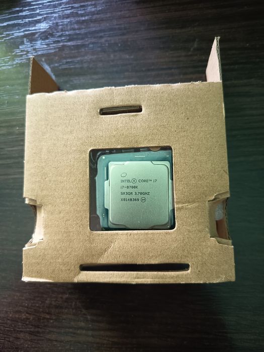 Процесор i7-8700k