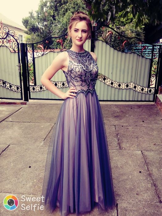 Випускна сукня, нова