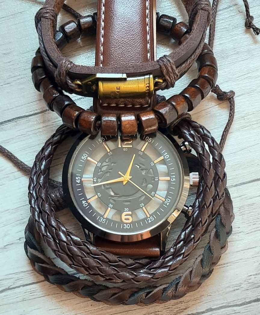 Zestaw dla mężczyzny: zegarek i bransoletki