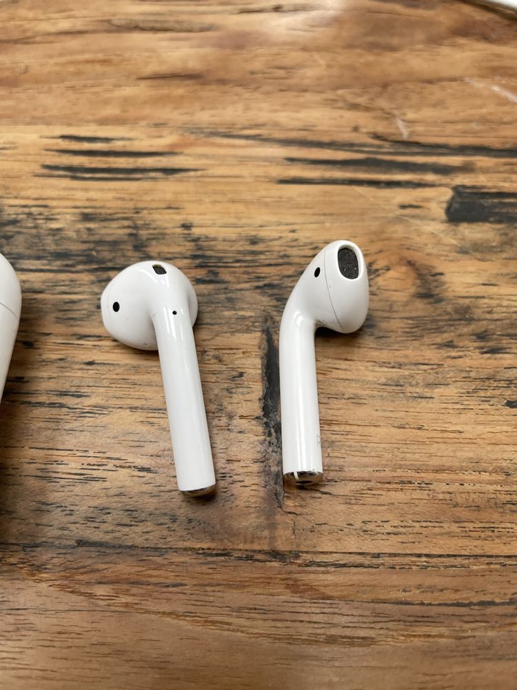 Apple Airpods 2 - oryginalne