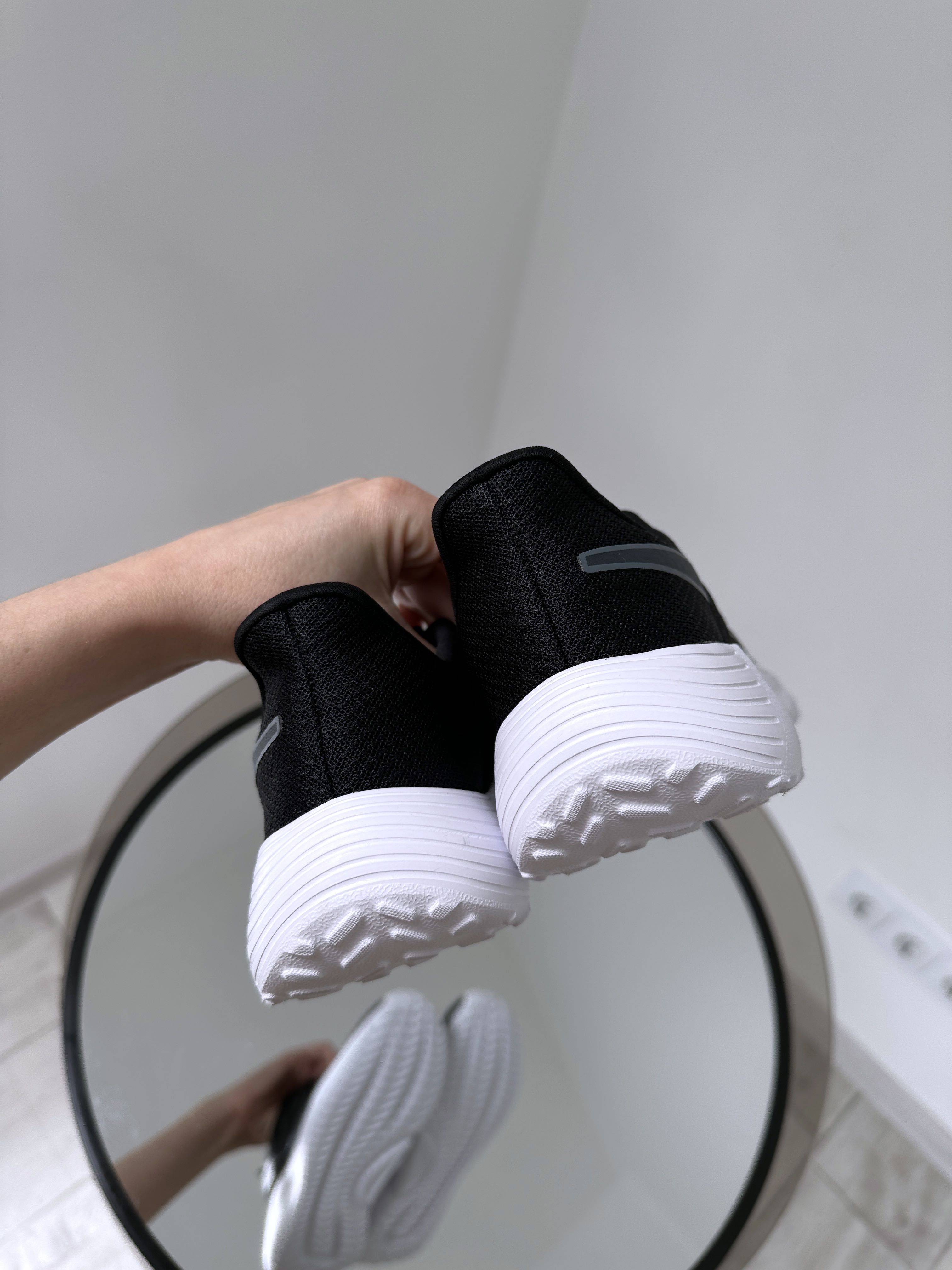 Дышащие спортивные кроссовки Reebok