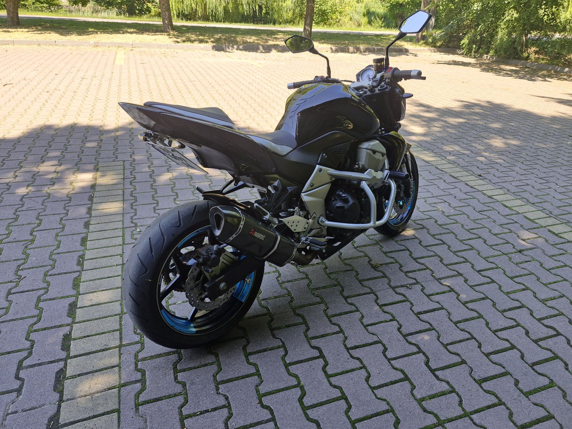 Мотоцикол kawasaki z750