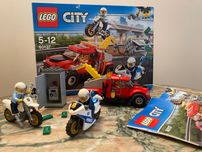 LEGO City 60137 Eskorta policyjna