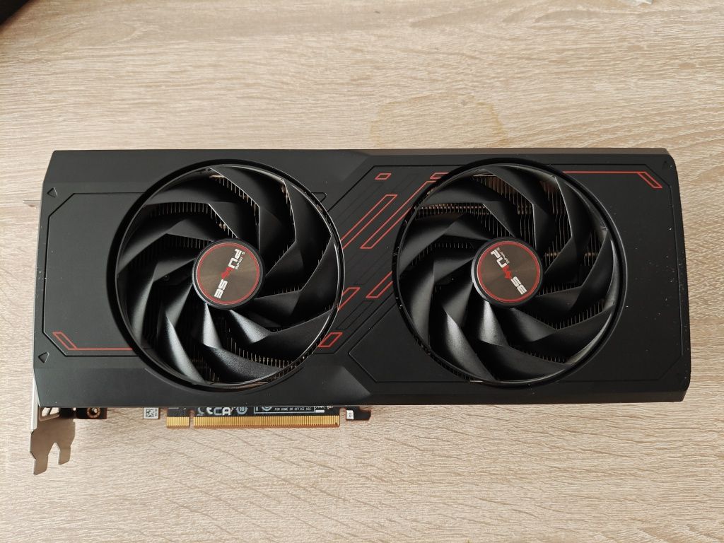 Karta graficzna RX 7800 XT Saphhire Pulse