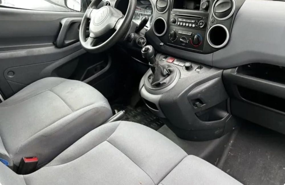 Peugeot Partner para peças