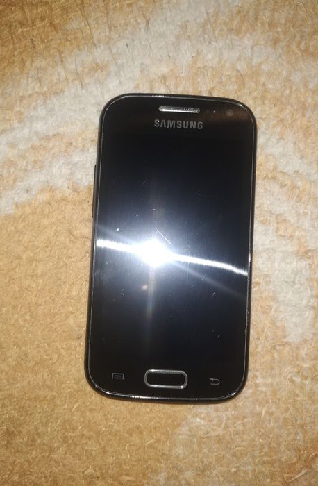 Samsung Galaxy ace 4 GT-18160 nie włącza się