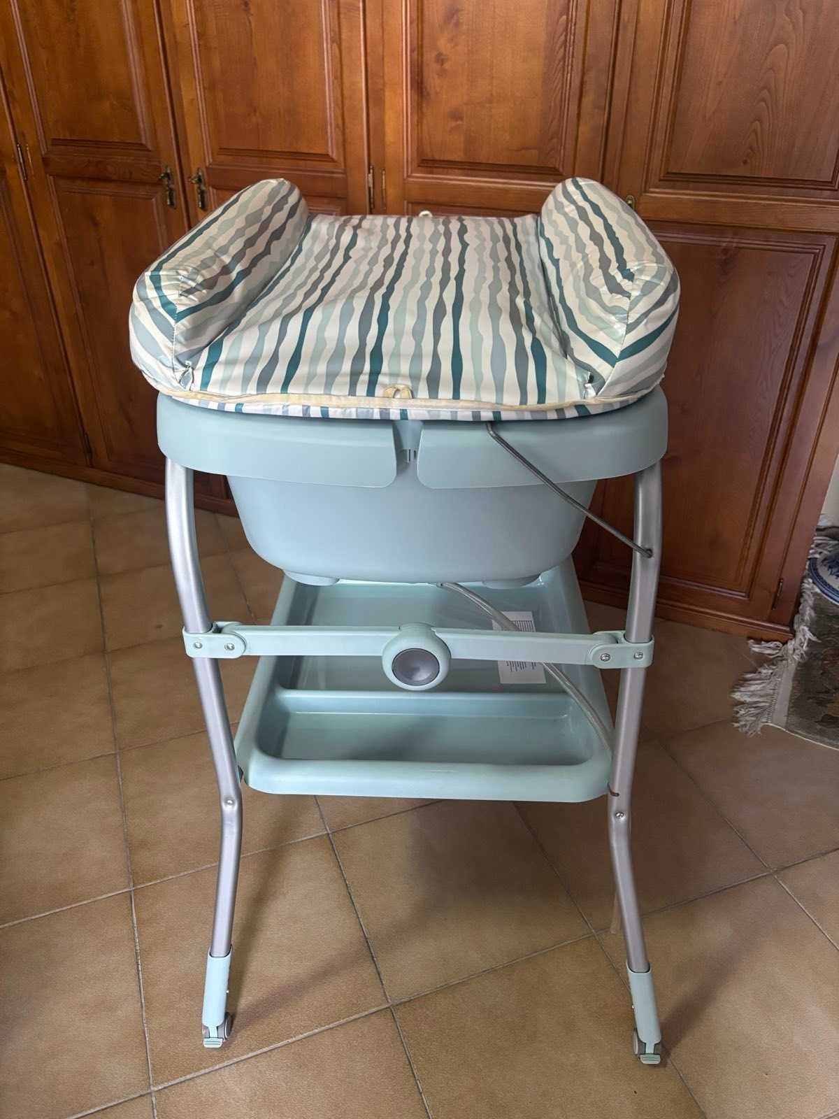 Banheira com Trocador Chicco Cuddle & Bubble Wild