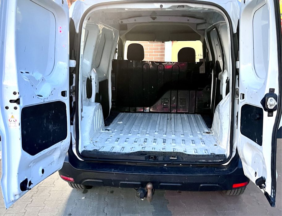 Wynajem samochodu wypożyczalnia aut bus lpg hak blaszak tani najem