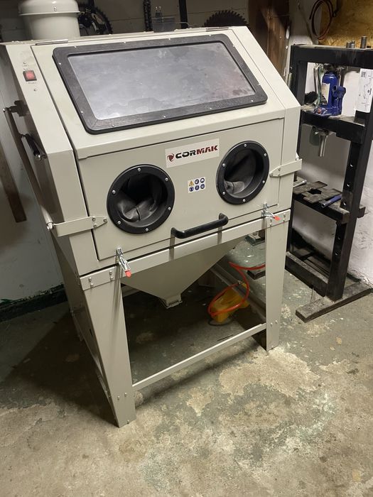 Piaskarka Kabinowa 350L