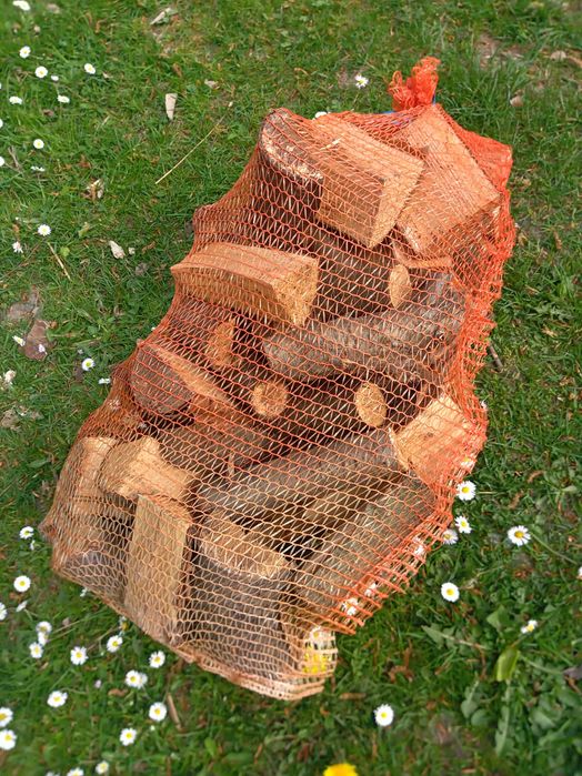 Drewno owocowe do wędzenia workowane