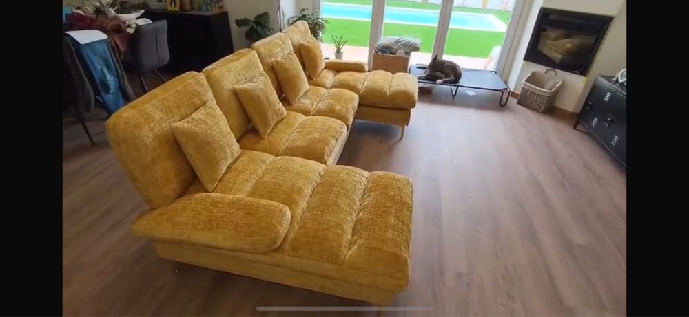 Sofá novo Amarelo