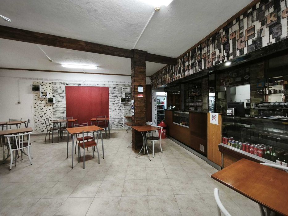 arrenda-se Café Snak Bar