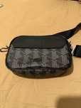 Bolsa da lacoste como nova