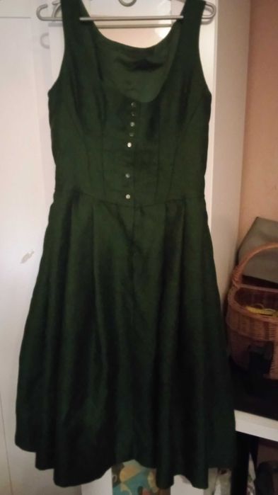 damska zielona długa elegancka sukienka