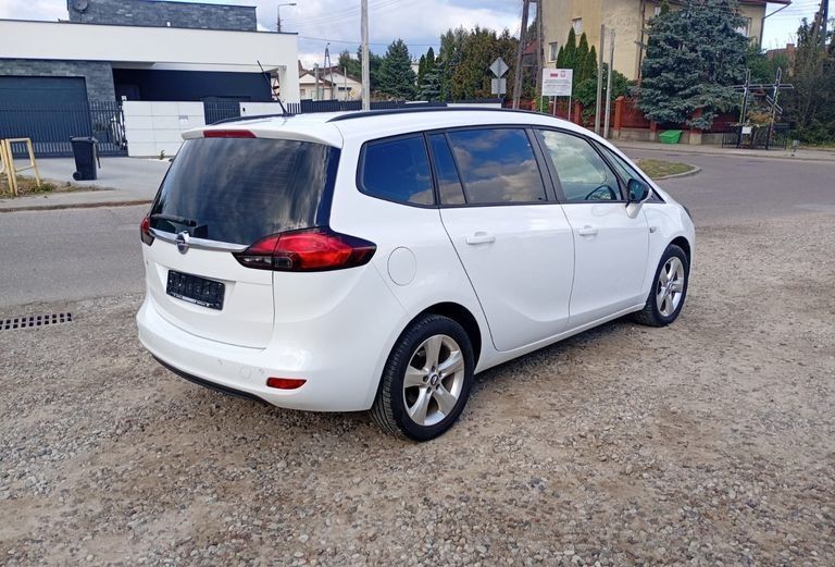 Opel Zafira 2014