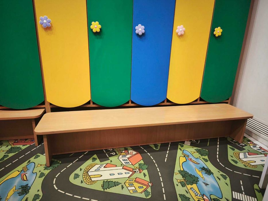 Шафа у роздягальню дитячого центра/садочка