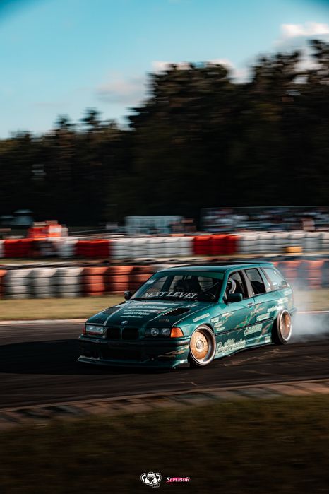 Driftowóz e36 v8 next level stance