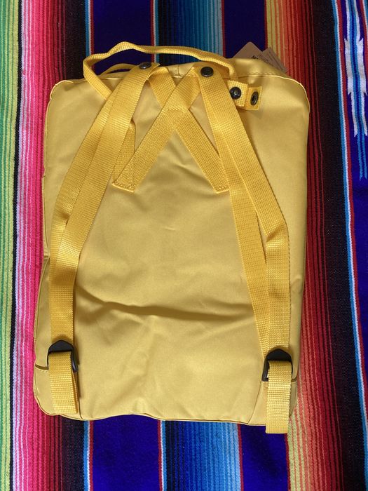 *NOVA* Mochila Fjallraven Amarela