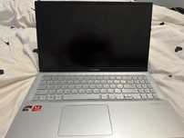 Laptop Asus VivoBook !!