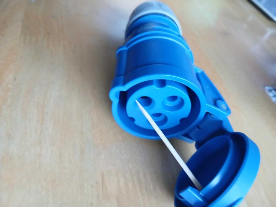 Gniazdo CEE na przewód kabel żeńska złącze wtyczka kamper przyczepa