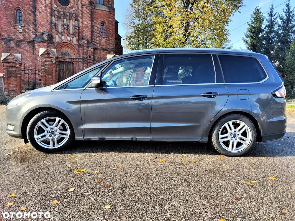 Ford Galaxy 2015r. 150km 7os.