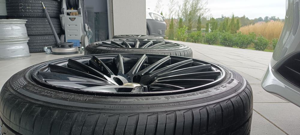 Alufelgi 5x120 22" BMW X3 X5 X6 X6 VW Range Rover wklęsłe opony le