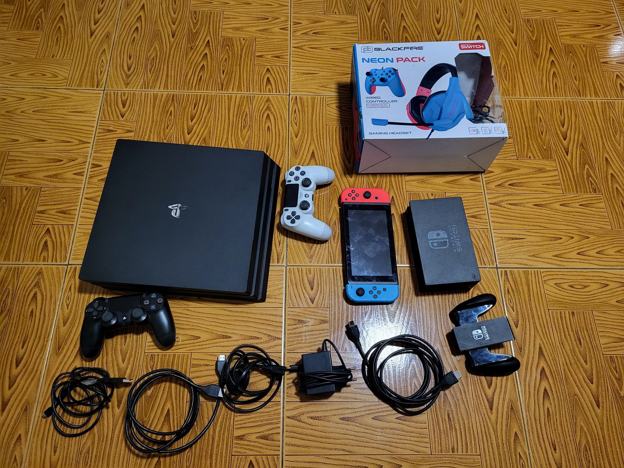 Conjunto Ps4 Pro e Nintendo Switch V2