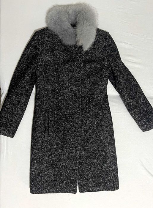 Ciepły płaszcz zimowy z wełnianego bukle z futrzanym kołnierzem S/M