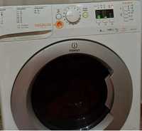Maquina indesit de lavar e secar custo 500€ vendo por 100€