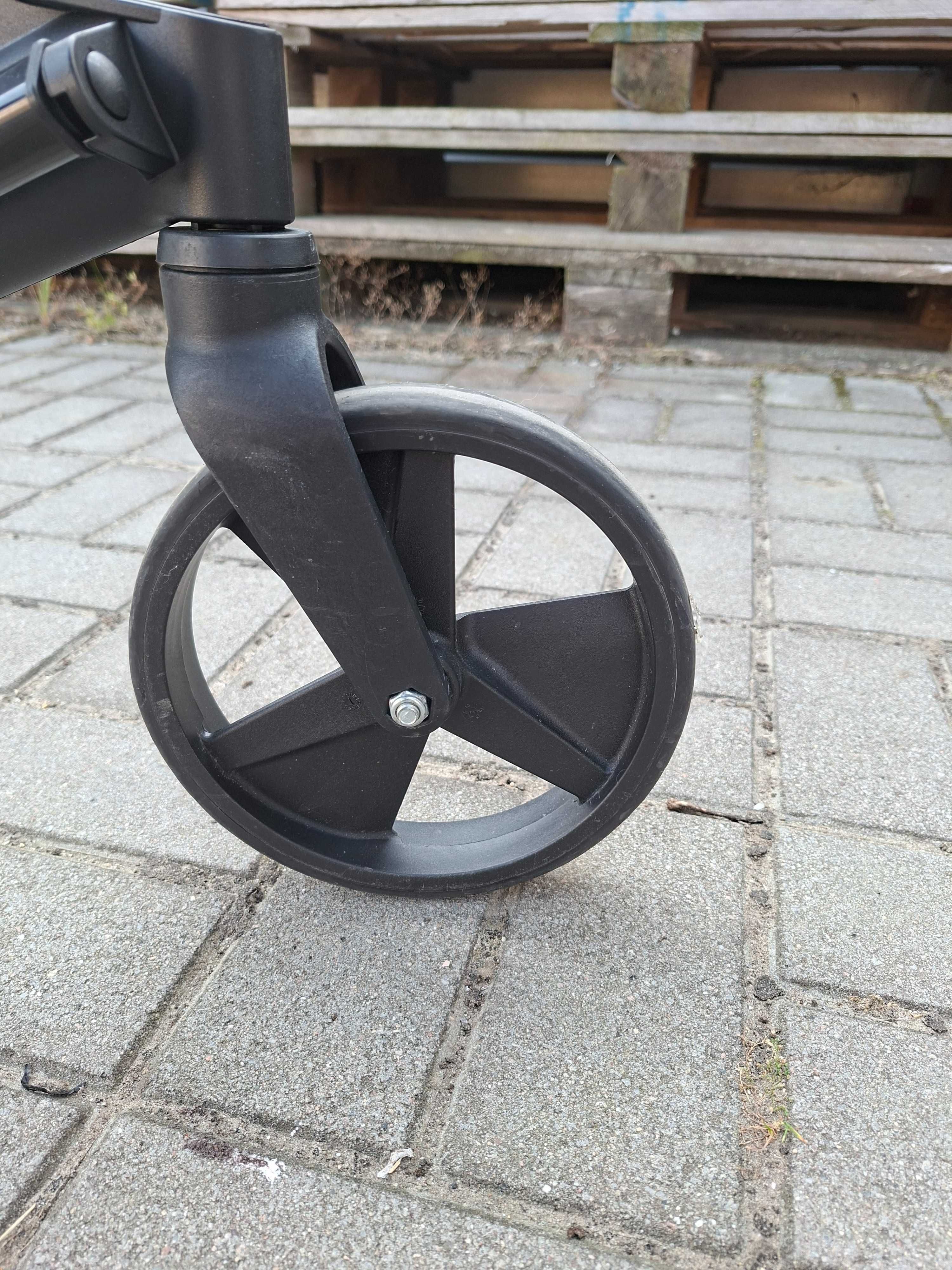 Balkonik Rollator Chodzik aluminiowy lekki składany siedzisko oparcie