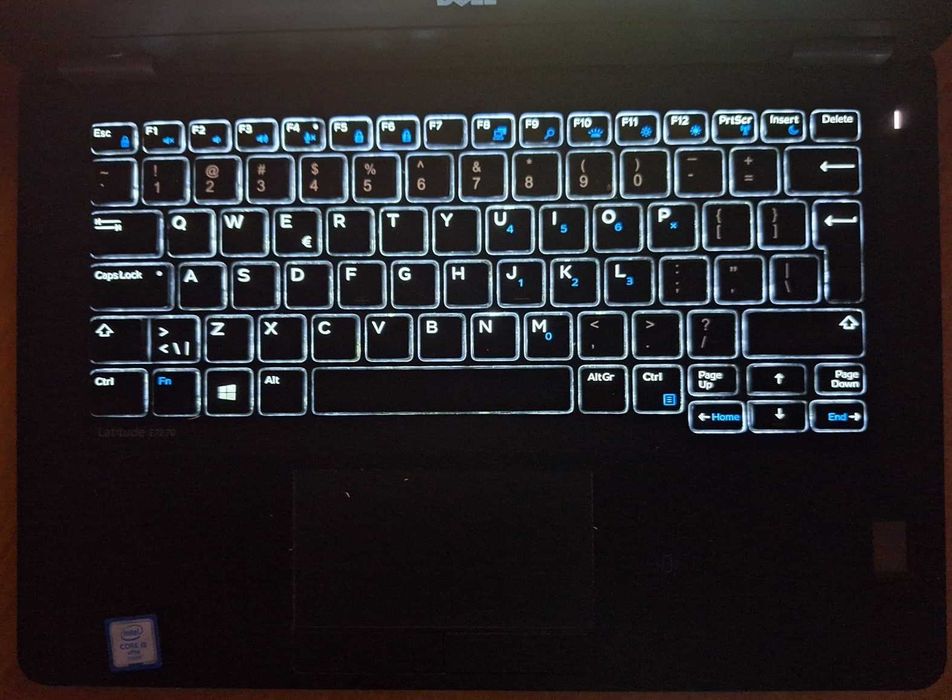 Dell Latitude E7270 Intel Core i5, 16GB, 512GB SSD  FHD+ stacja dokuj.