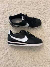 Женская обувь Nike Cortez