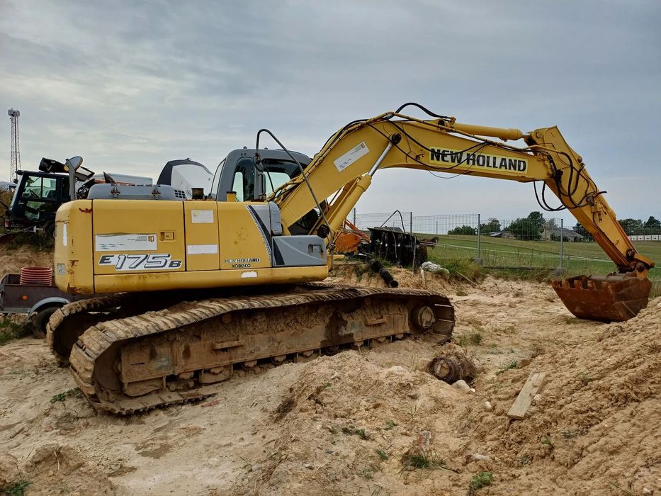NEW HOLLAND E175 B Koparka Szeroka Gąsiennica 2008 Rok ZAMIANA