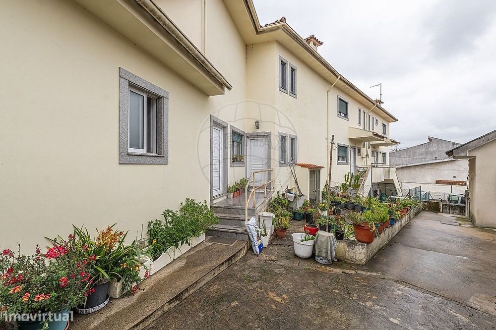 Moradia T2 para venda