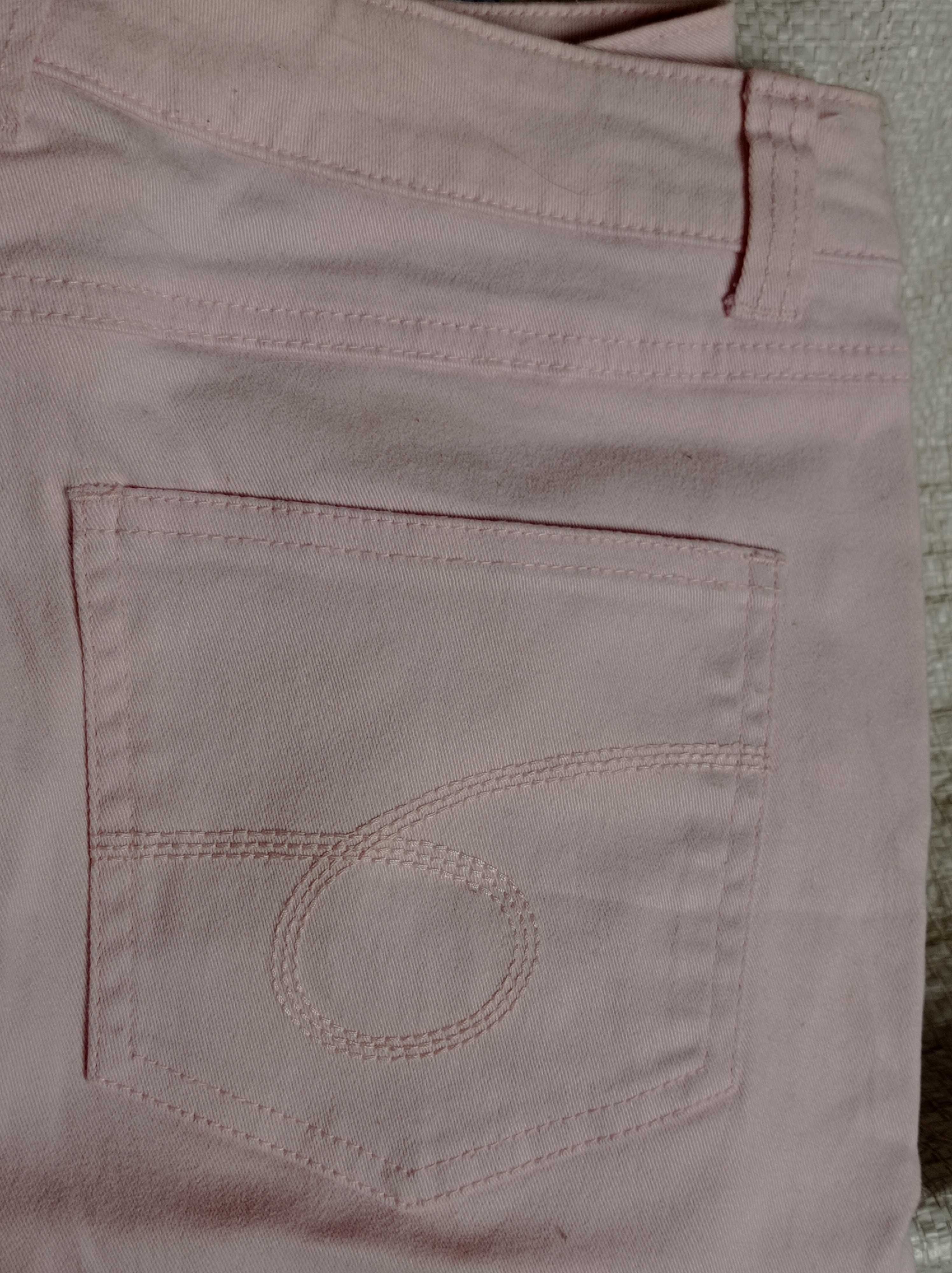 Ніжно-рожеві джинси/джинсы,гарна якість, з Америки. Розм.40,John F.Gee
