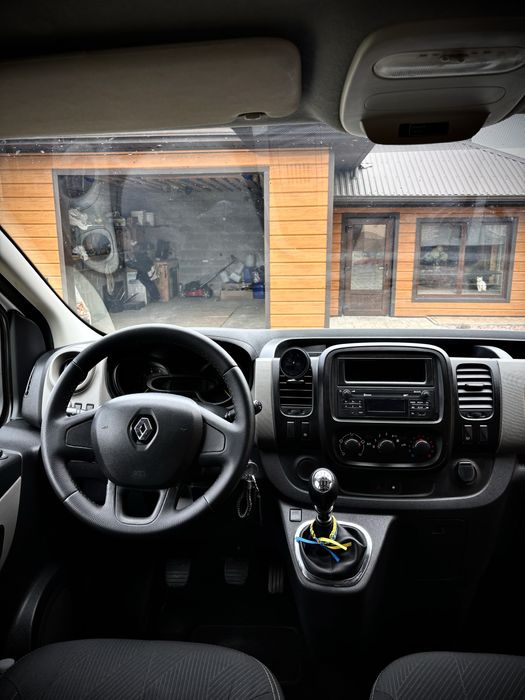Renault Trafic 3 2016 року Пасажир 9 місць