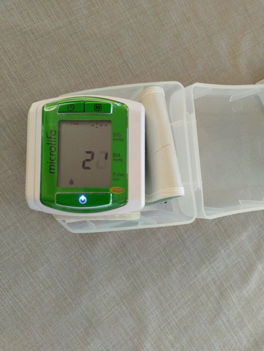 Ciśnieniomierz nadgarstkowy