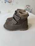 Buty niemowlęce r.21