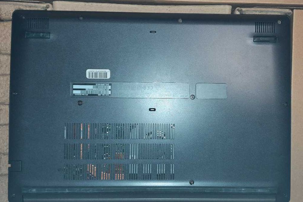Laptop Acer Aspire 5 i5-10210, 16GB, 512+1TB, Win10 MX250 Czarny