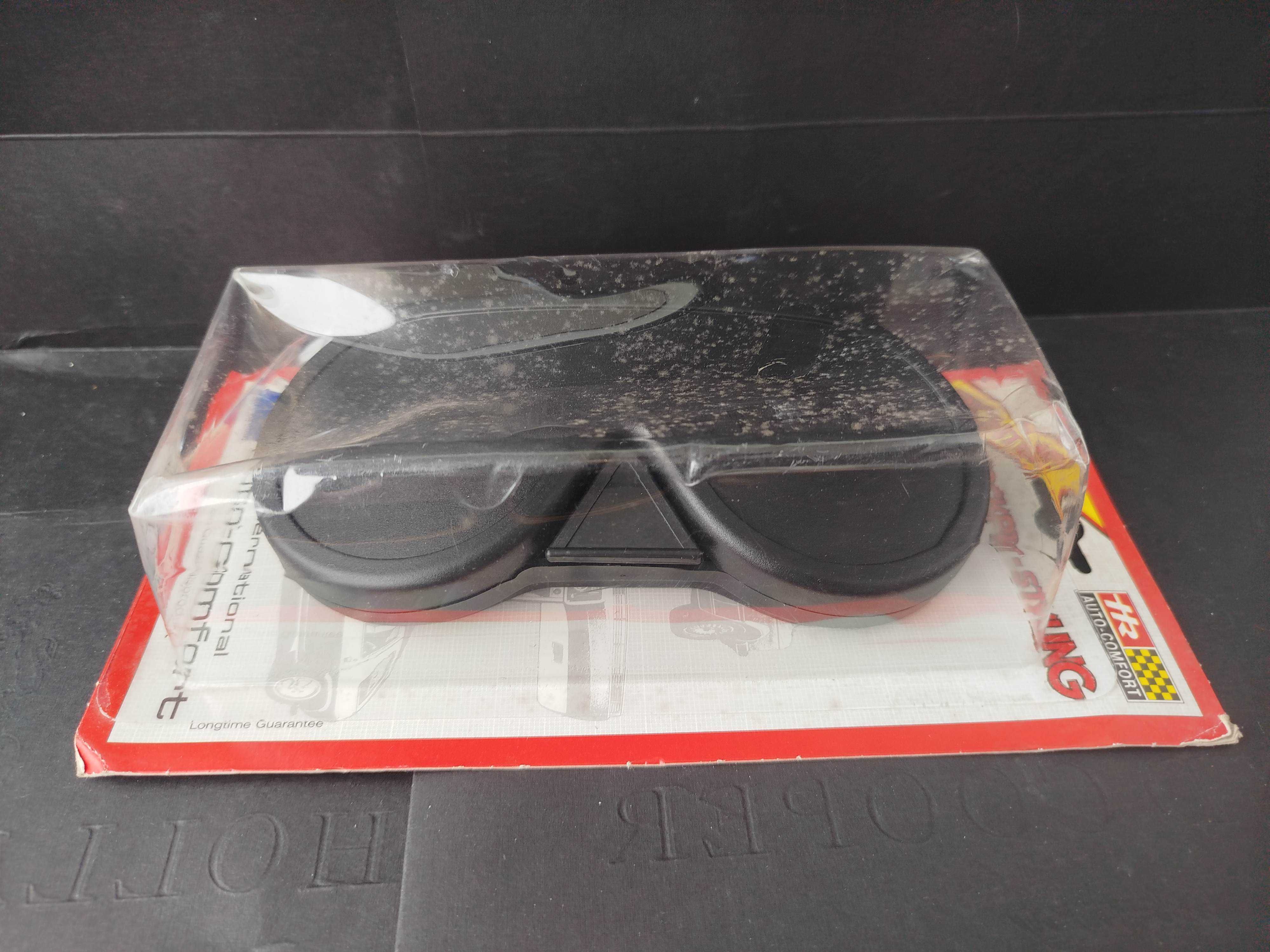 Samoprzylepny uchwyt na okulary, Niemcy, Richter "Cockpit Styling"