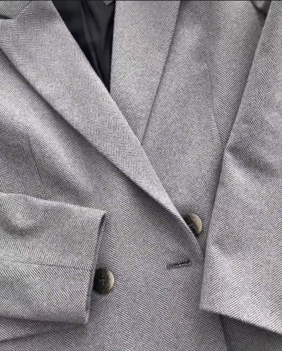 Піджак.  VLORIA.   SM.